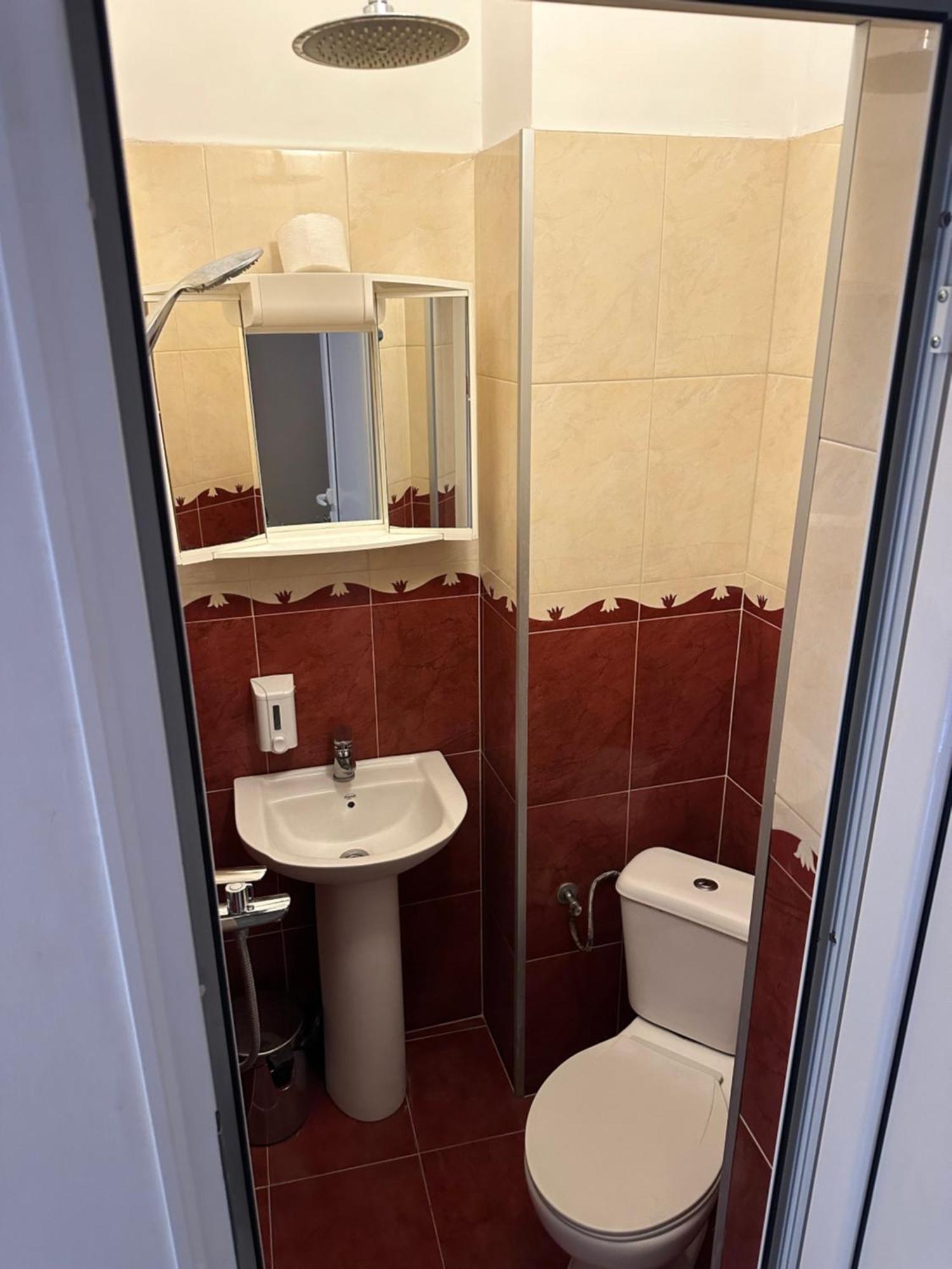 Comfort Guest Rooms Plovdiv Exterior photo